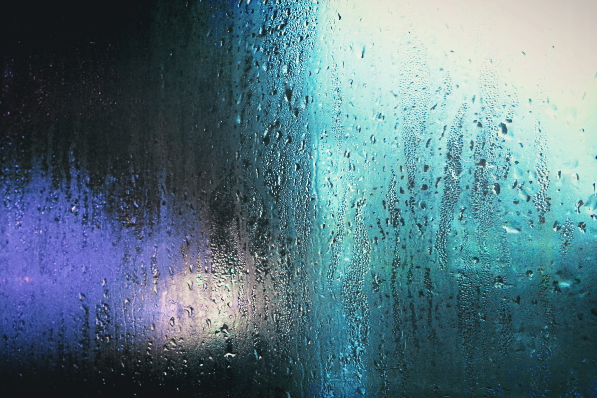 Blur mit Wassertropfen