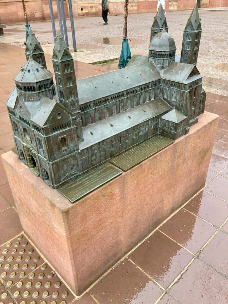 Modell des Doms in Speyer